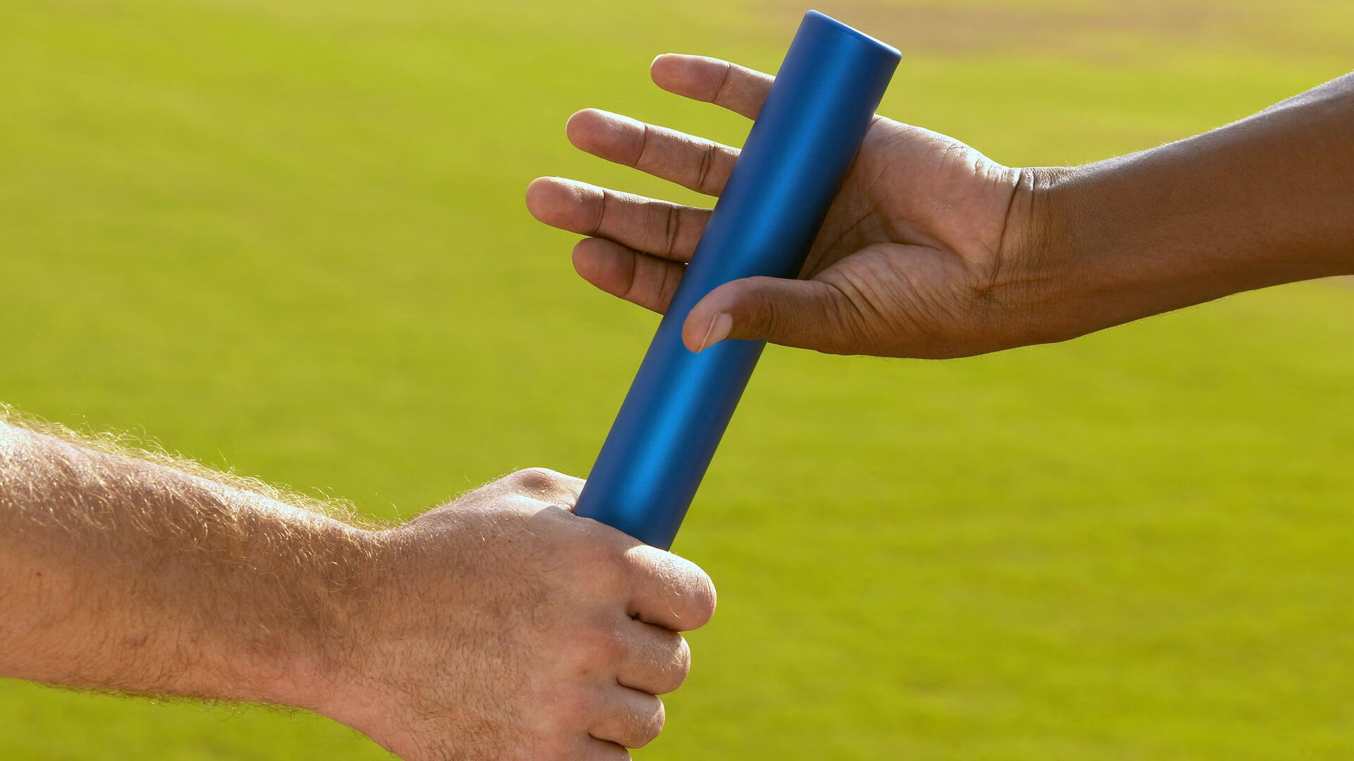 乡村荒野骑马赛,驰骋在原生态的绿色天堂,骑马赛马视频